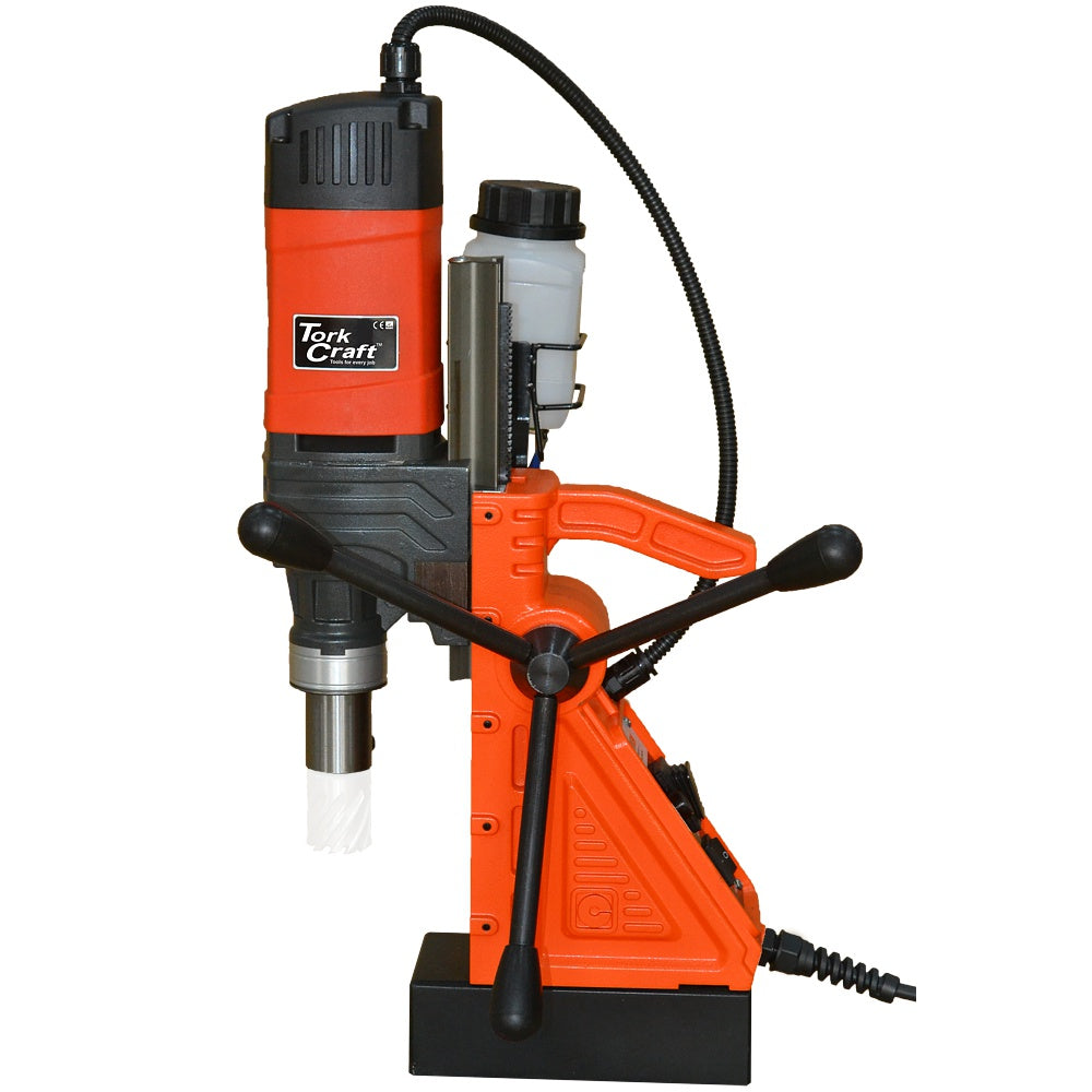 tork-craft-mag-base-core-drill-35mm-810rpm-16000n-210-mm-stroke-inner-lube-220v-tcmd0035wo-1