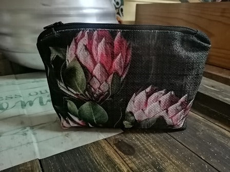 make-up-bag-image-22